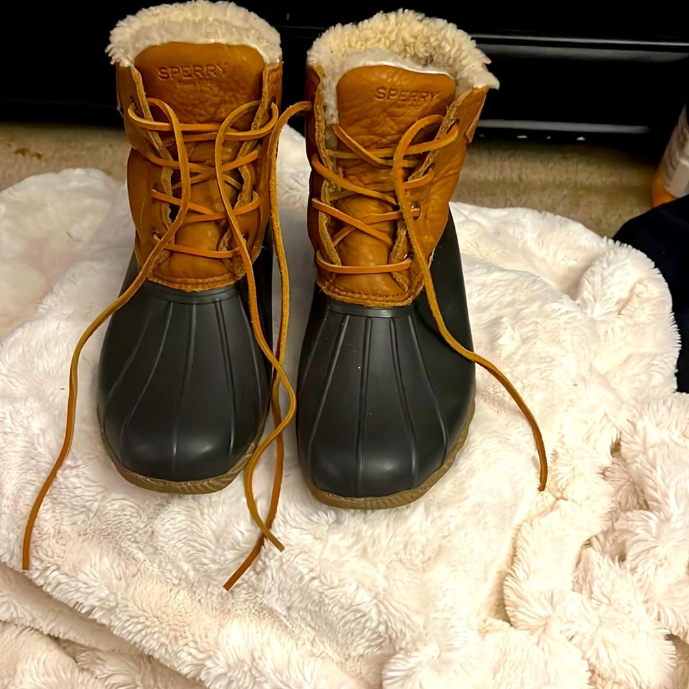 Sperry Women's Black & Brown Winter Duck Boots with Shearling Cuff